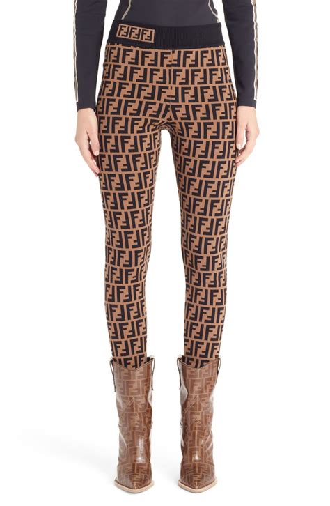 fendi logo leggings